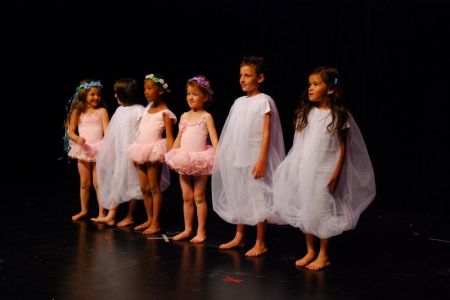 les petits comediens de l\'ecole de Gerard Philippe